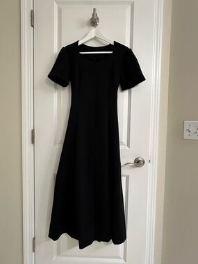Concert Attire Black Maxi Dress with Short Sleeves